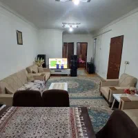 فروش فوری طبقه بالا/۲خوابه با پارکینگ اختصاصی