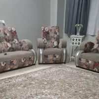 مبل هفت نفره و میز تی وی