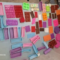 قالب های سیلیکونی و پلاستیکی مخصوص شمع و صابون
