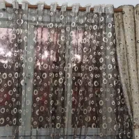 پرده پذیرایی باوالان کنارش