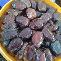 خرمای ممتاز وشیرین وانواع شیره وارده