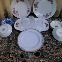 یک دست استکان ۶عددی با ۹عدد نلبکی قدیمی ودوعدد ب