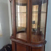 یک بوفه دوتکه سالم