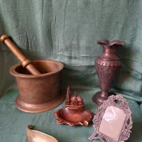 برنجی قدیمی|کلکسیون اشیاء عتیقه|تهران, خواجه نصیر طوسی|دیوار