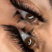 کاشت مژه جشنواره آموزش کاشت ناخن