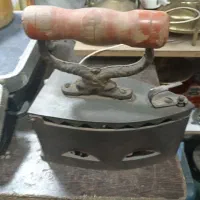 اتو زغالی قدیمی