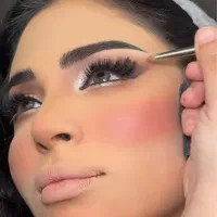 مدل میکاپ