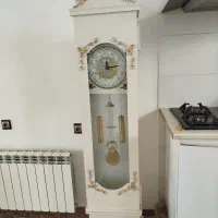 ساعت ایستاده زیبا