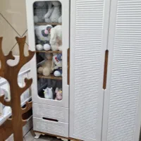 کمد ویترین ۳ درب-- انتخابی شیک و ماندگار