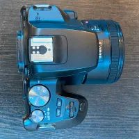 canon 250d خیلی تمیز