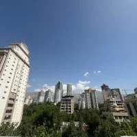 230مترآپارتمان-چندساله-فول-مشاعات-دربرج-برند-فرشته