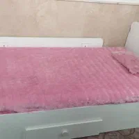 تخت|تخت و صندلی بچه|قم, بنیاد|دیوار