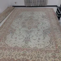 یک عدد قالی 12متری شیک جنس عاالی