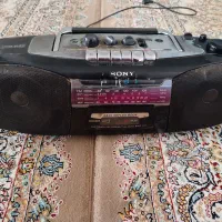 ضبط و رادیو قدیمی