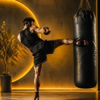 باشگاه اموزش بوکس،کیک بوکسینگ/تخلیه استرس+بدن قوی
