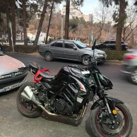 کاوازاکی طرح Z1000