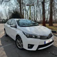 تویوتا کرولا ۲۰۱۵