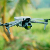 انواع کوادکوپتر / پهپاد / هلیشات DJI|دوربین عکاسی و فیلم‌برداری|کرمان, |دیوار