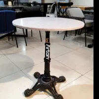 میز پایه چدنی