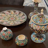 کوزه و بشقاب میناکاری شده