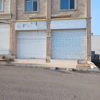 مغازه ۹۰متری واقع در گیلاوند اجاره داده میشود