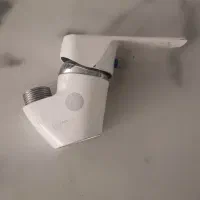 شیر اهرمی اکبنده سفید