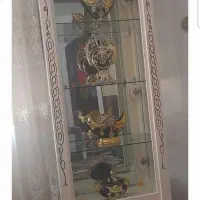 گنجه و کتیبه پرده