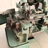 چرخ سر دوز پروانه تمیز|چرخ خیاطی و ریسندگی|شاهین‌شهر, خانه کارگر|دیوار