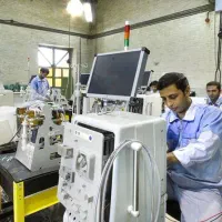 جذب نیروی مرد پر کار و پر تلاش