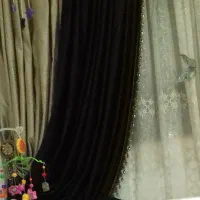 والان کرم قهوه ای