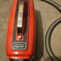 جارو برقی قدیمی ساخت ژاپن