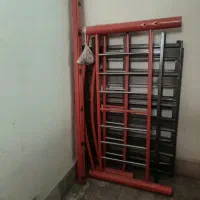 تخت فلزی