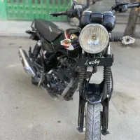 لاکی ۱۸۵