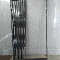 درب اکاردیونی فلزی