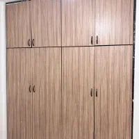درب کمد دیواری دست دوم بسیار تمیز
