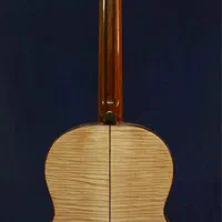 گیتار چوب افرا