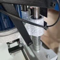 گازور زن پارسیان اصفهان|ابزارآلات|اصفهان, جنیران (لادان)|دیوار