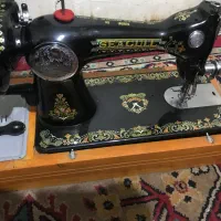 چرخ خیاطی دستی قدیمی