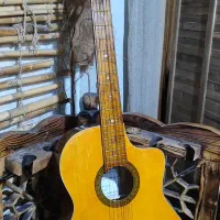 گیتار دست ساز