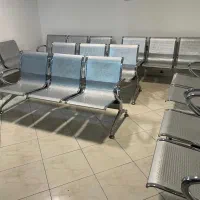 نیمکت فلزی انتظار