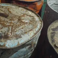 بشکه فلزی|ظروف نگهدارنده، پلاستیکی، یک‌بارمصرف|بروجرد, |دیوار