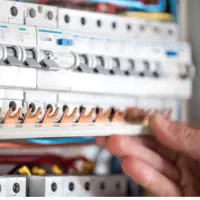 برقکار صنعتی