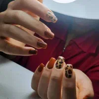 کاشت ناخن ژلپولیش ترمیم لمینت