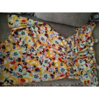 لباس|لباس|بندر انزلی, استادیوم|دیوار