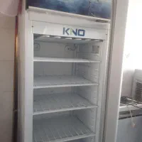 فریزر تک درب