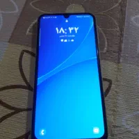 یک دستگاه گوشی سامسونگ A15