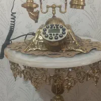 میز برنز نونو با تلفن برنز نو|میز تلفن|ملایر, |دیوار