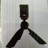 سه پایه نگهدارنده موبایل یا دوربین