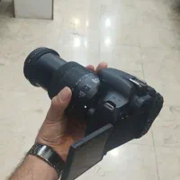 دوربین کنن 850 d با لنز 18 135