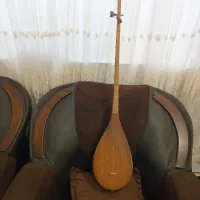 دوتار قدیمی